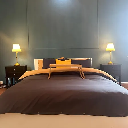 Luxury ,2 Room, Elite Location, 2 Lcd Tv Hannover